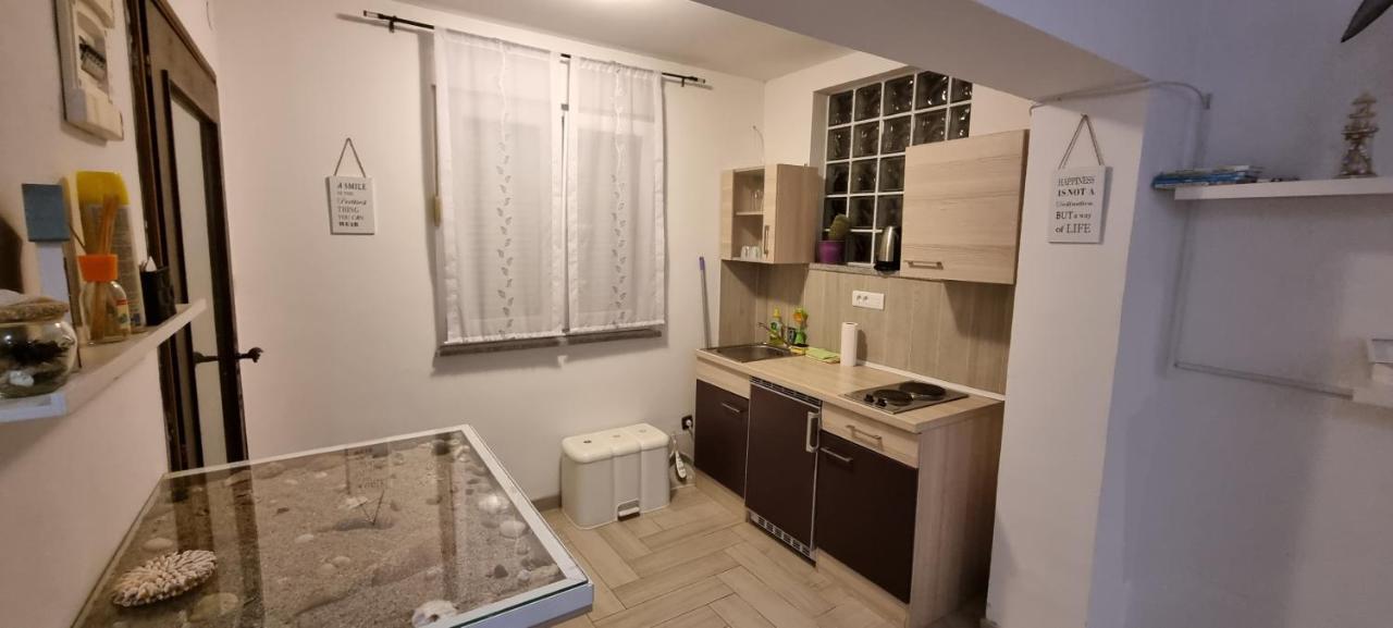 Apartmani Tatic Stinjan Luaran gambar