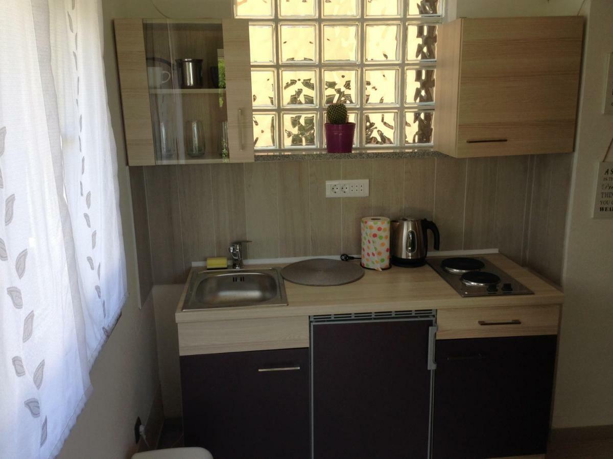 Apartmani Tatic Stinjan Luaran gambar